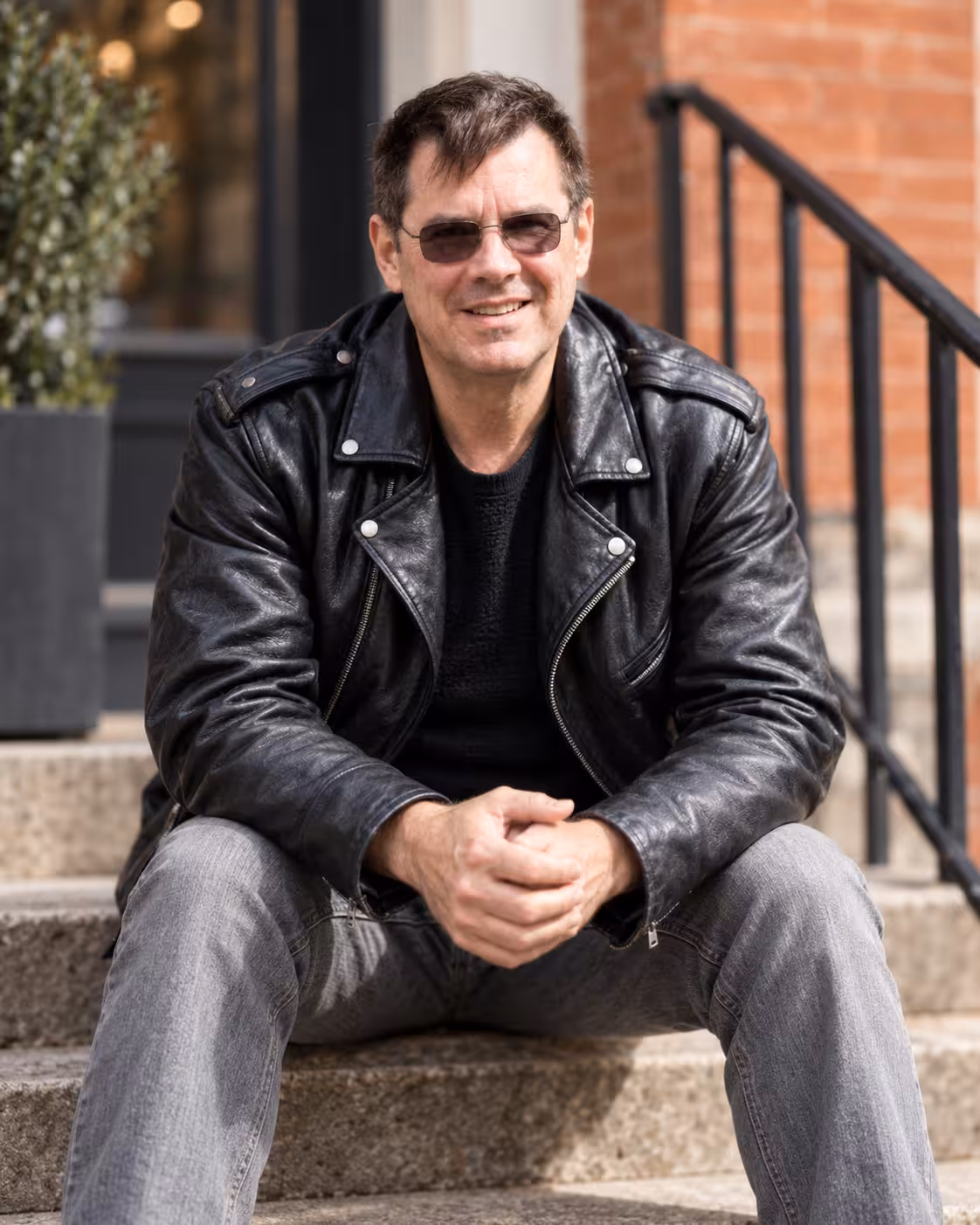 Portrait of photographer Mark Turney